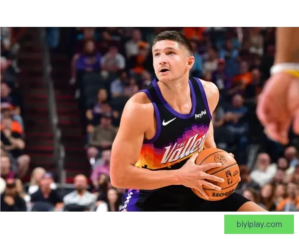 格雷森阿伦生涯总助攻突破1000次新里程碑展现全能成长